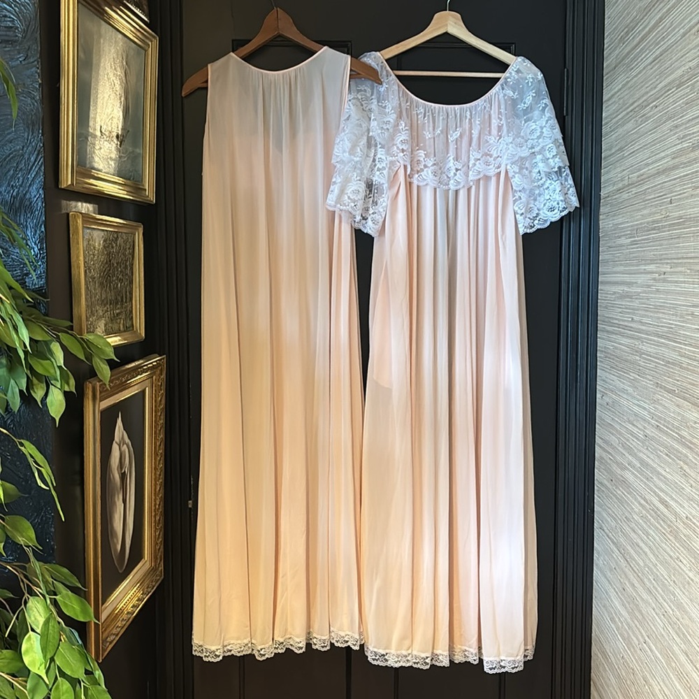 Vintage Miss Elaine Long Nightgown & Robe négligée penoir 2 piece pink lacy set - Picture 8 of 8